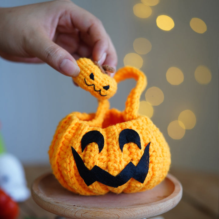 Pumpkin with Little Ghost. Halloween Amigurumi DIY Crochet Kit Wizardi F07N8-M102