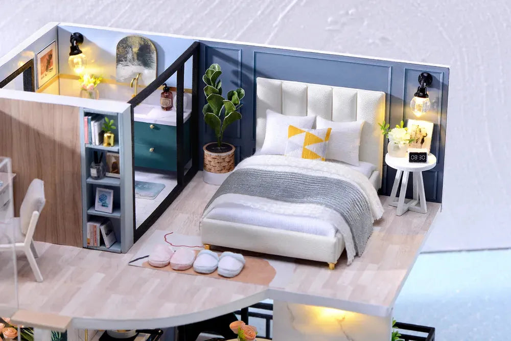 Miniature Wizardi Roombox Kit - House on the Riviera. Dollhouse Kit