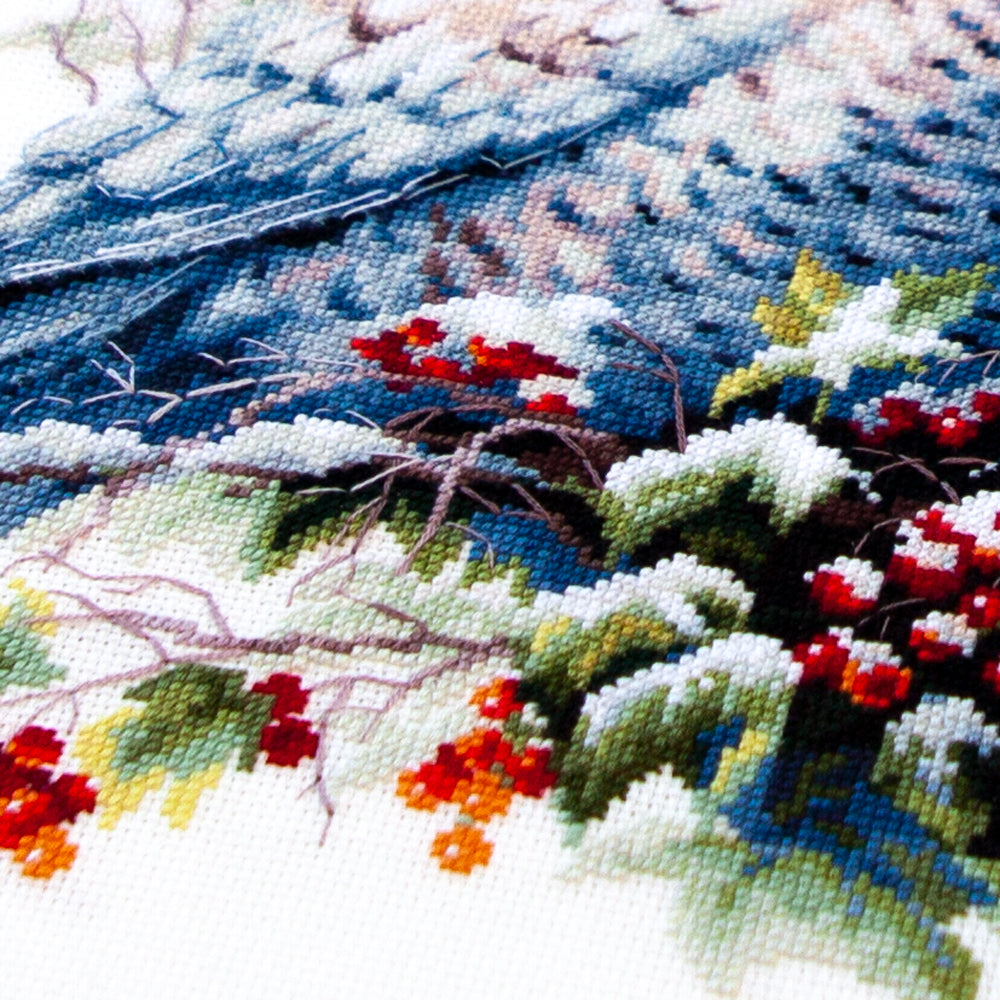 Snowy Owl Counted Cross Stitch Kit by Magic Needle 70-24