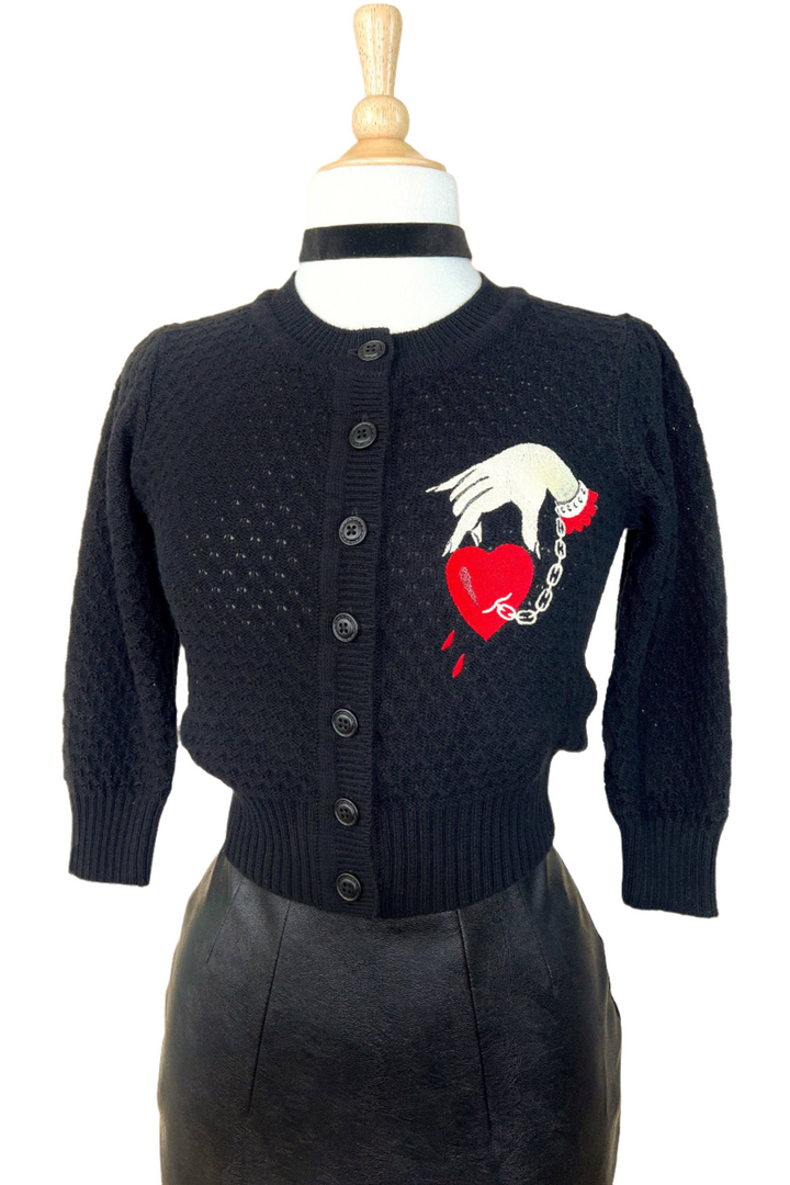 Captive Heart Regular Size Cropped Cardigan in Black