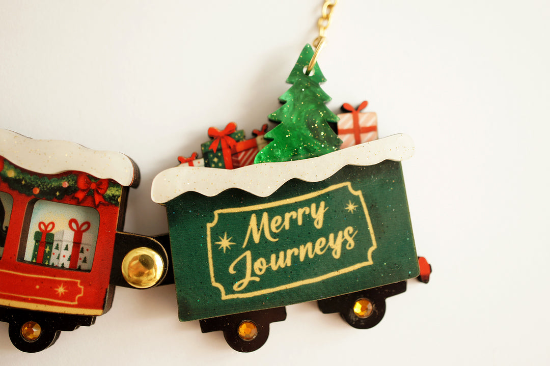 Christmas train necklace chain and clasp, LaliBlue Christmas jewelry, gold tone