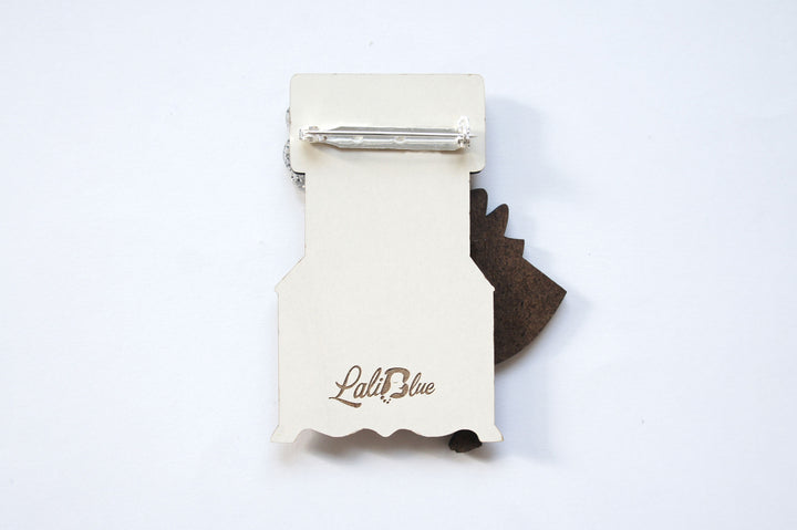 Tea Pin Up Brooch by Laliblue