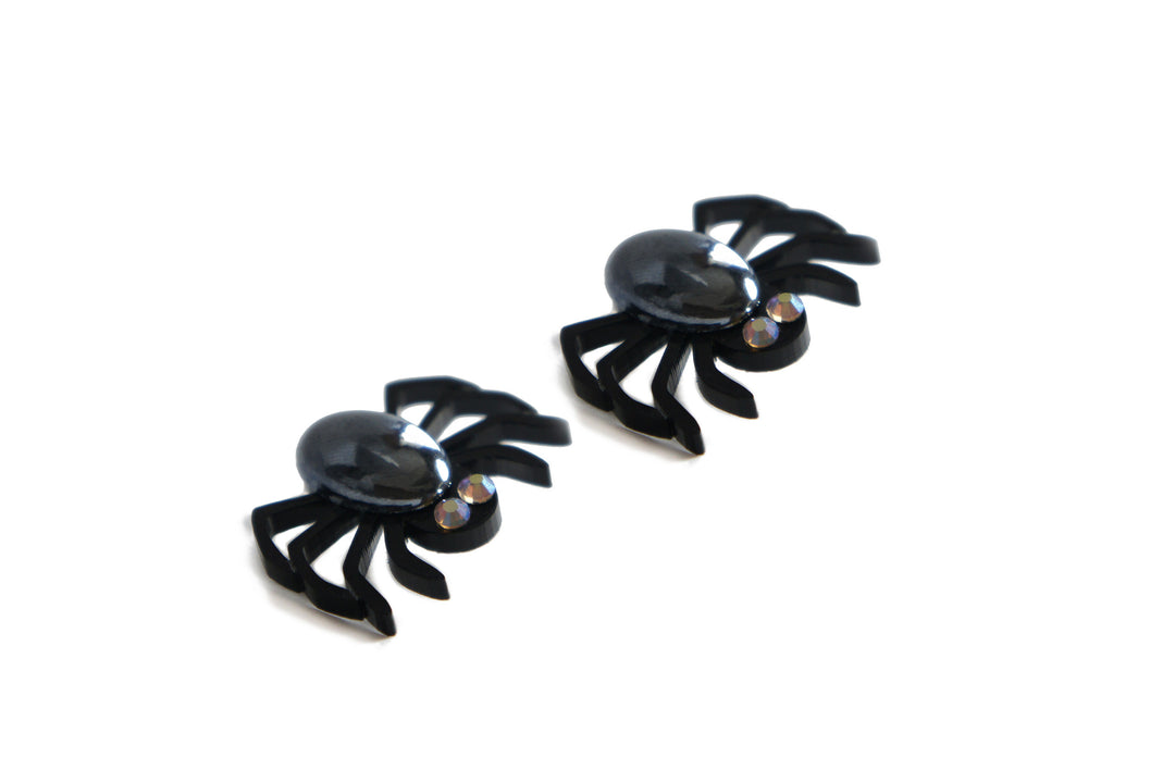 Spider Web Earrings by Laliblue