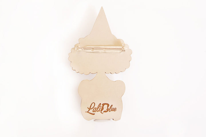 Mime With Cake Brooch by Laliblue