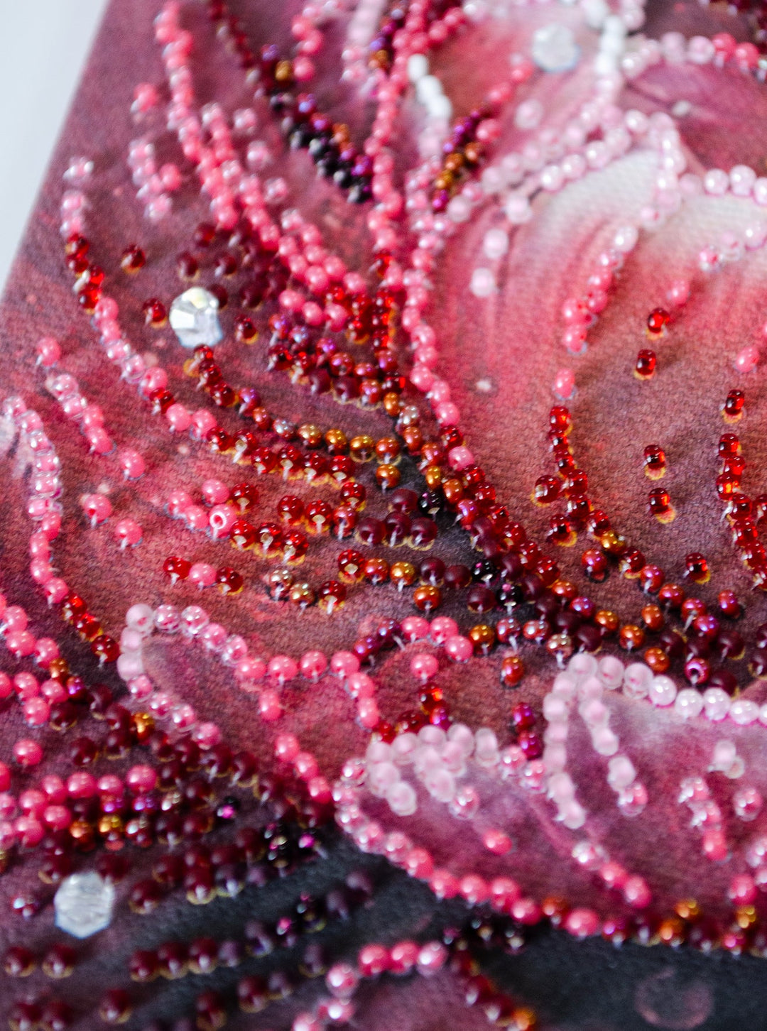 Main Bead Embroidery Kit - Dew's Kiss AB-951