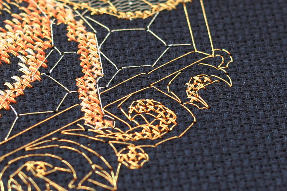 Counted Cross stitch kit - Golden bee