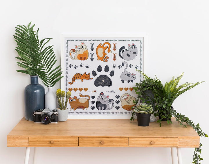 Cross-stitch kit - Meow-meow AH-281