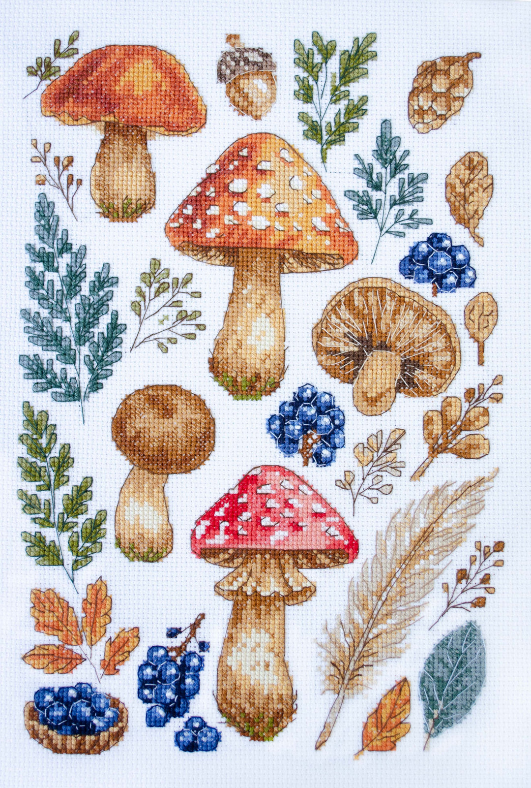 Cross-stitch kit - Forest collection AH-290