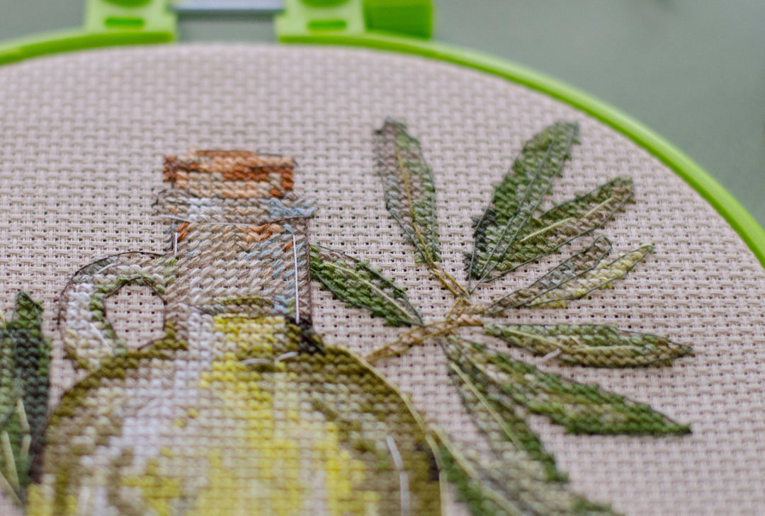 Counted Cross stitch kit - Olive aroma