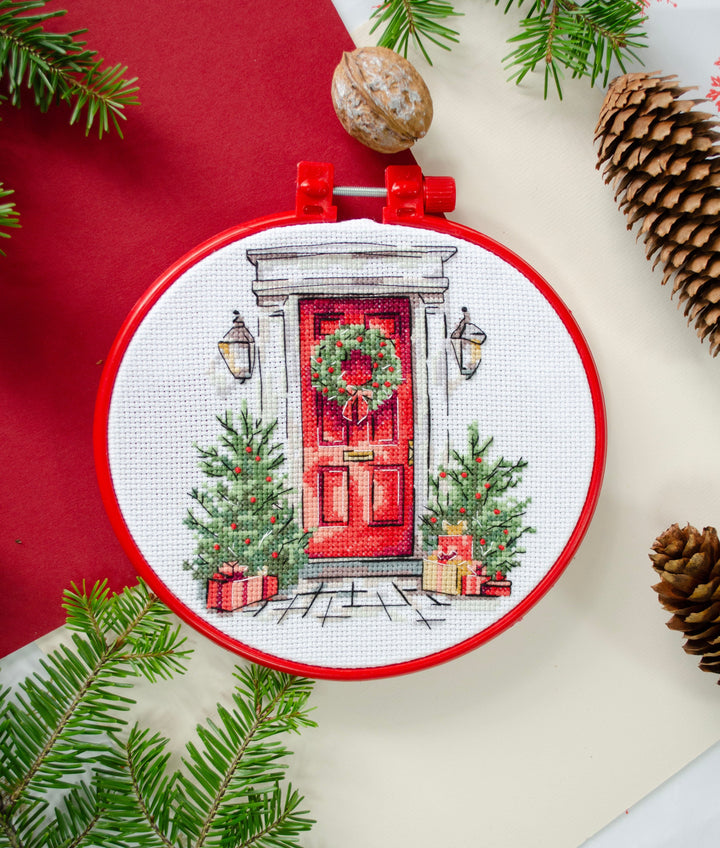 Cross-stitch kit - Festive welcome AHM-089