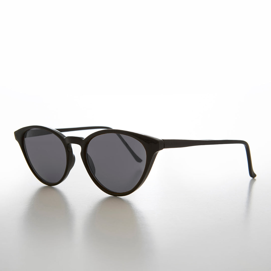 Women's Round Cat Eye Sunglass with Keyhole Bridge - Allie