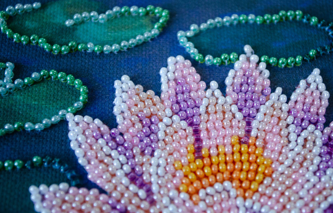 Mini Bead embroidery kit - Water lily AM-262