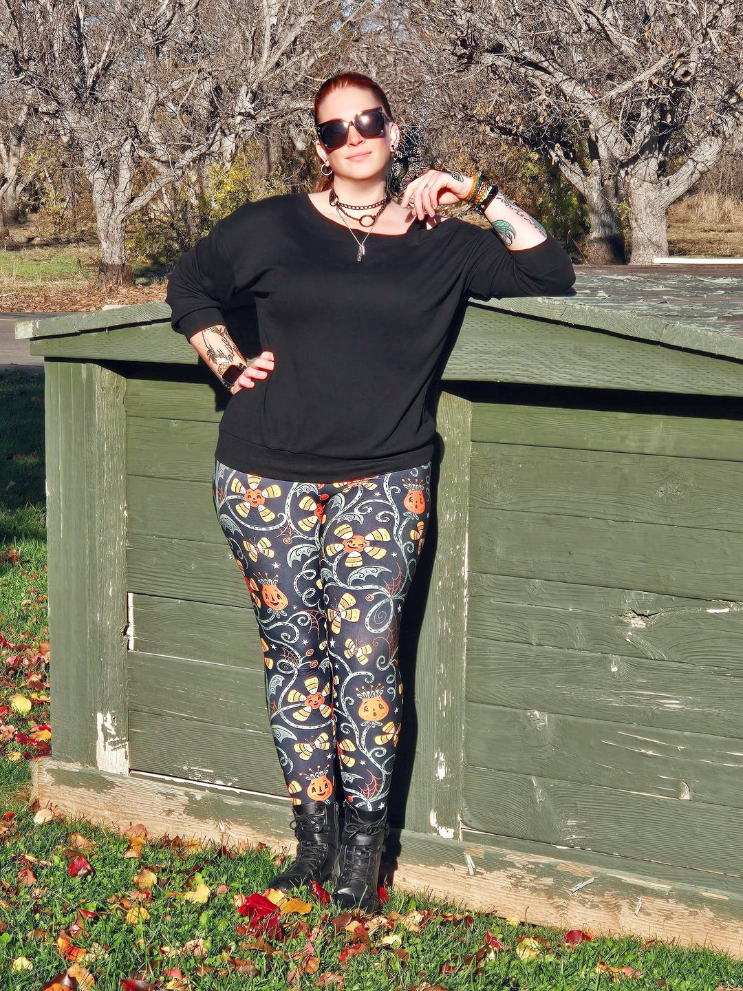 Spooky Sweet Garden (Johanna Parker Exclusive) - High-quality Handcrafted Vibrant Leggings