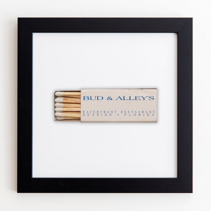 Bud & Alleys Seaside Restaurant