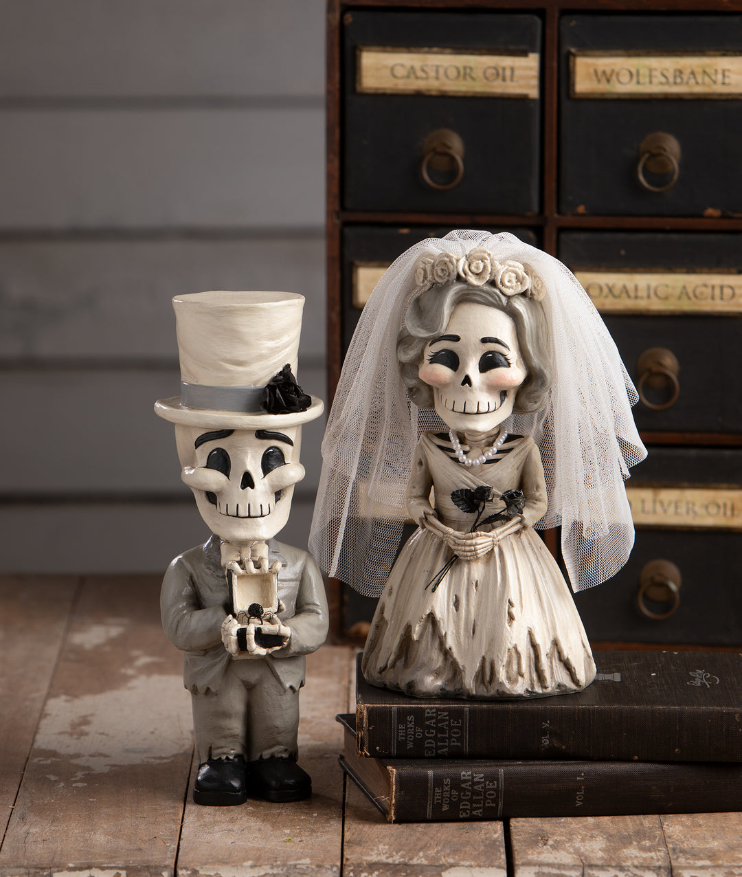 Bride Evangeline Skelly by Bethany Lowe Designs, image 4