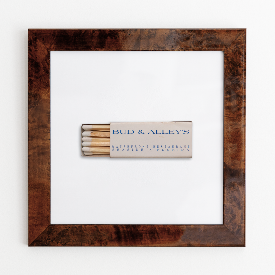 Bud & Alleys Seaside Restaurant