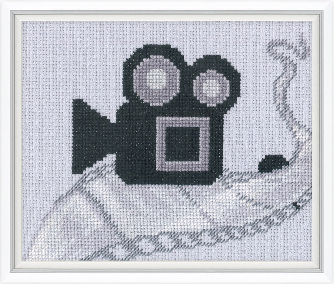 Stop-frame C438 Counted Cross Stitch Kit