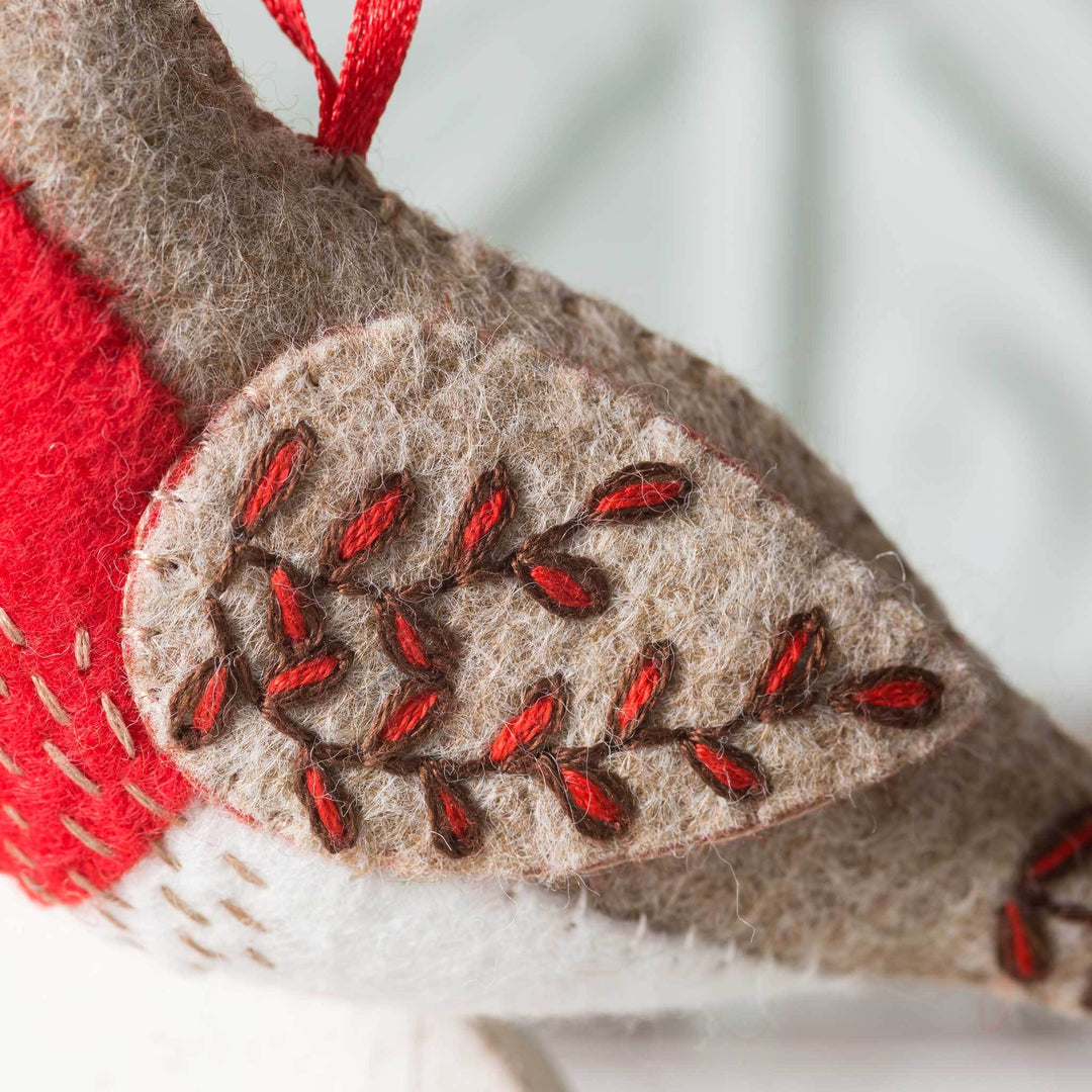 Embroidered Robin Felt Craft Mini Kit by Corinne Lapierre MKRBN1F
