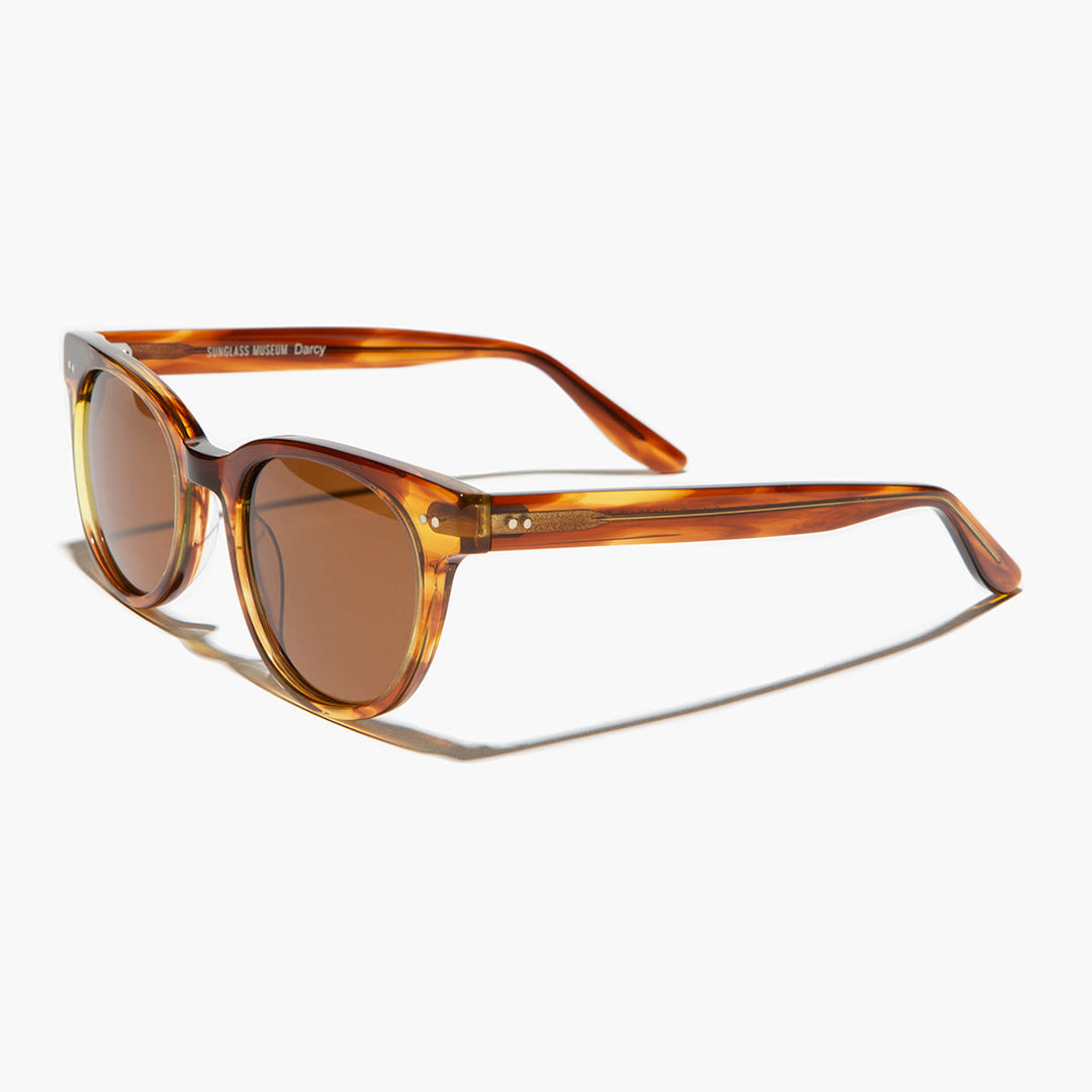 Round Hipster Sunglass with Polarized Lens - Darcy
