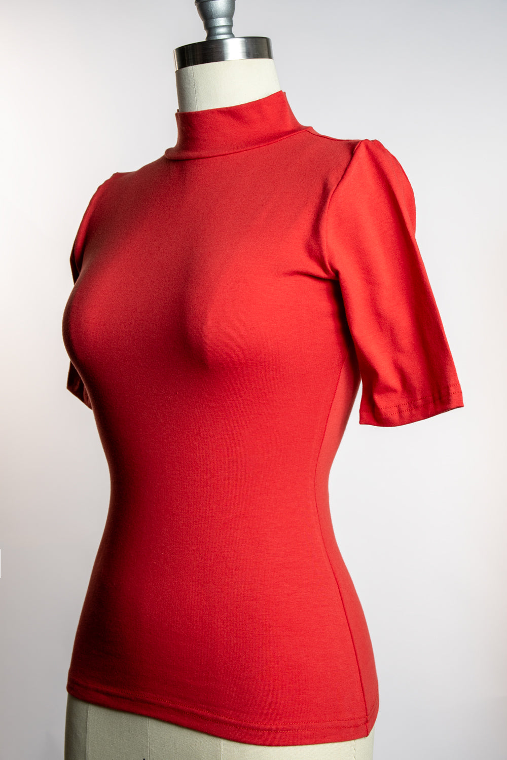 Denise Top - Carnelian