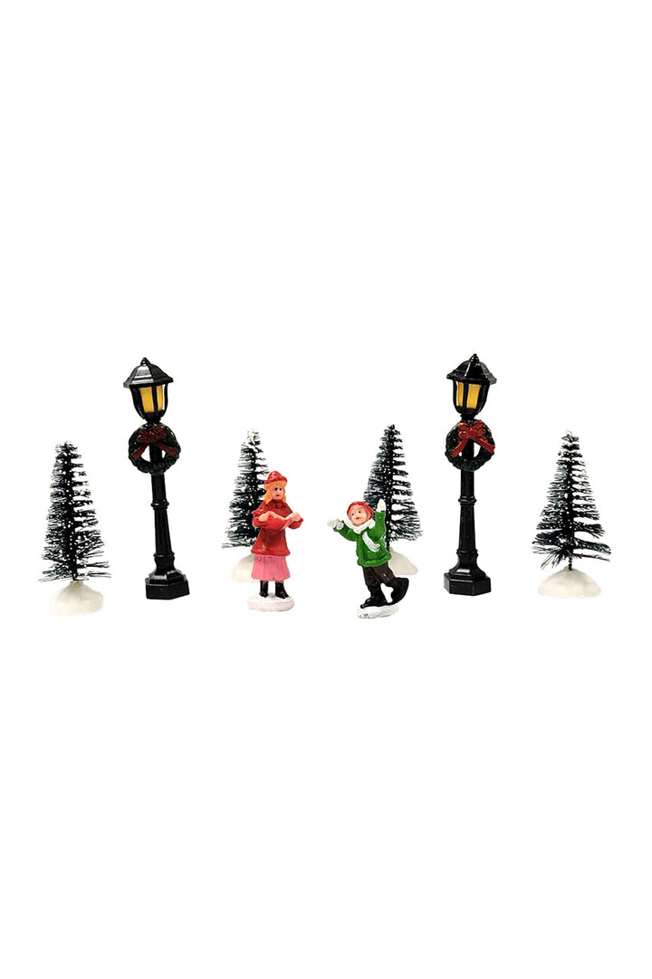 Frosty Pines Christmas Village Miniature by Wizardi F07N5-1B
