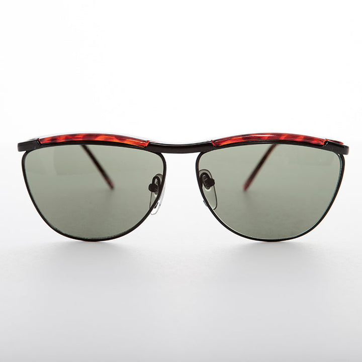 Elegant Sunglass with Rare Brow Bar Design - Fletcher