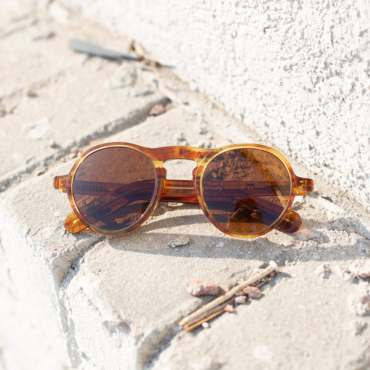 Round Retro Sunglass with Polarized Lens - Miami