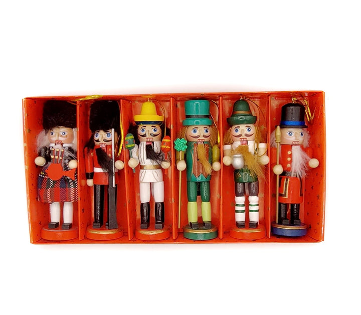 Christmas Nutcracker Set. Wizardi Classic Wooden Festive Decoration F07M14-9-N01612