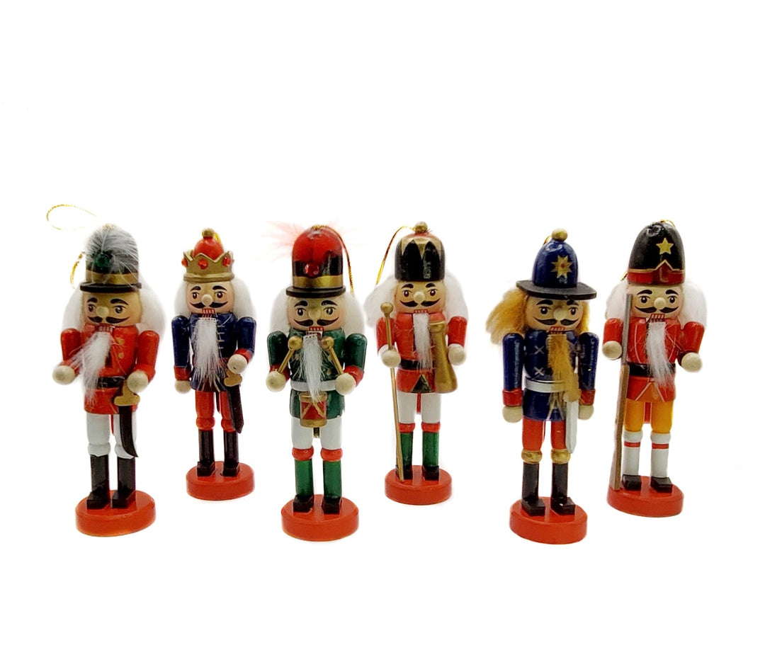 Christmas Nutcracker Set. Wizardi Classic Wooden Festive Decoration F07M14-7-N01382