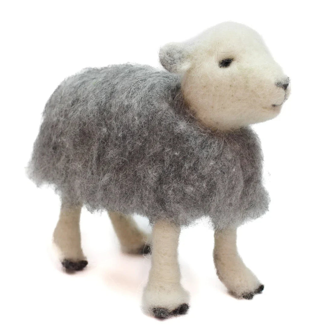 Herdwick Sheep Needle Felting Kit by The Makerss KT-HerdwickSheep-Complete