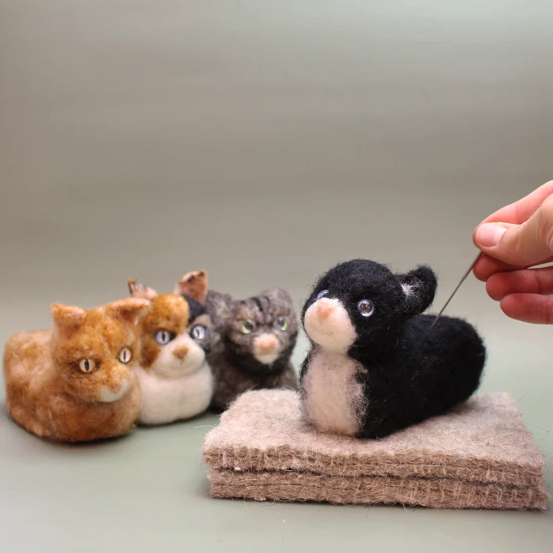 Realistic Cat Loaf Needle Felting Kit by The Makerss KTS-RealisticCatLoaf-Complete