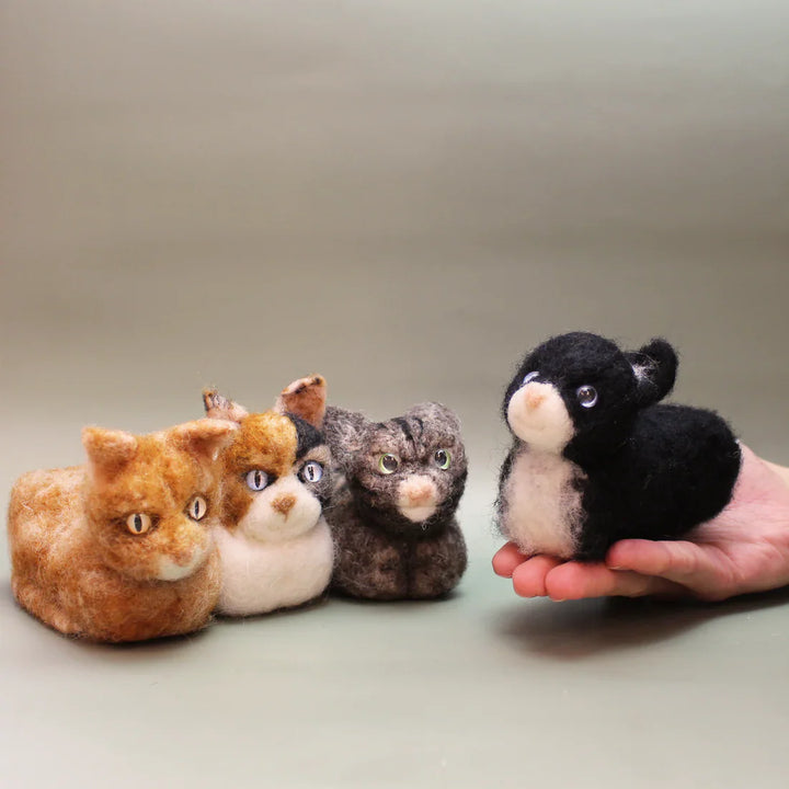 Realistic Cat Loaf Needle Felting Kit by The Makerss KTS-RealisticCatLoaf-Complete