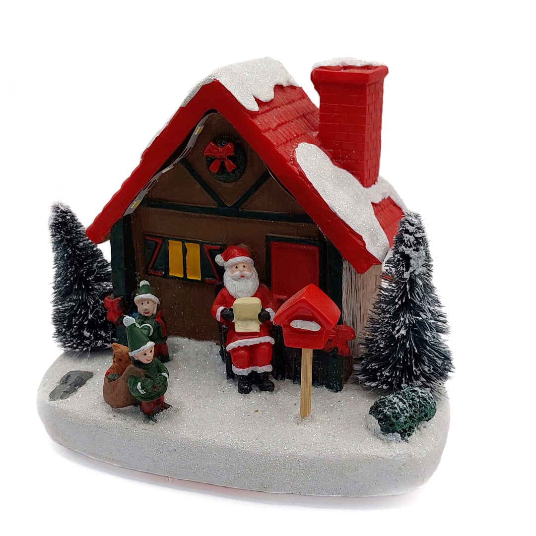 Christmas Cottage with Santa. Village Wizardi F07-N1-7-578A