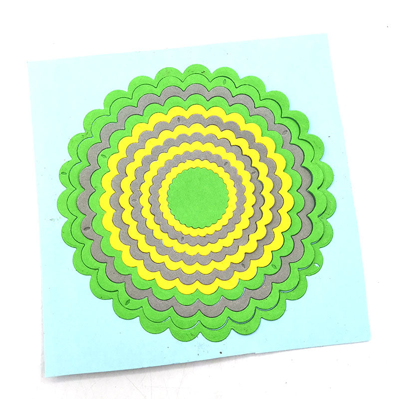 Scalloped Circle Scrapbooking Cutting Die by Wizardi QJ01