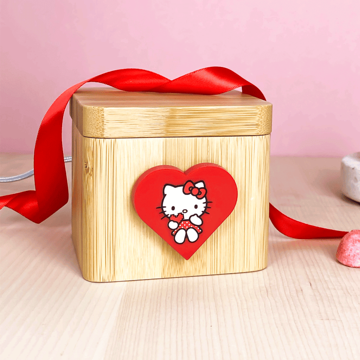 Hello Kitty Lovebox