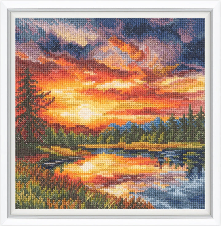 Colour of the sun M1031 Counted Cross Stitch Kit