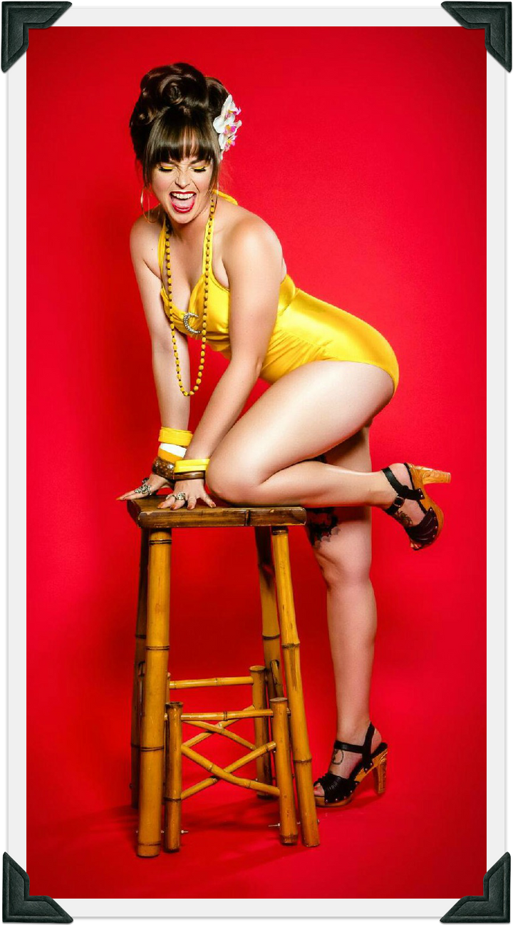 the Rockin' Tiki/with Ankle Strap - in Black Leather