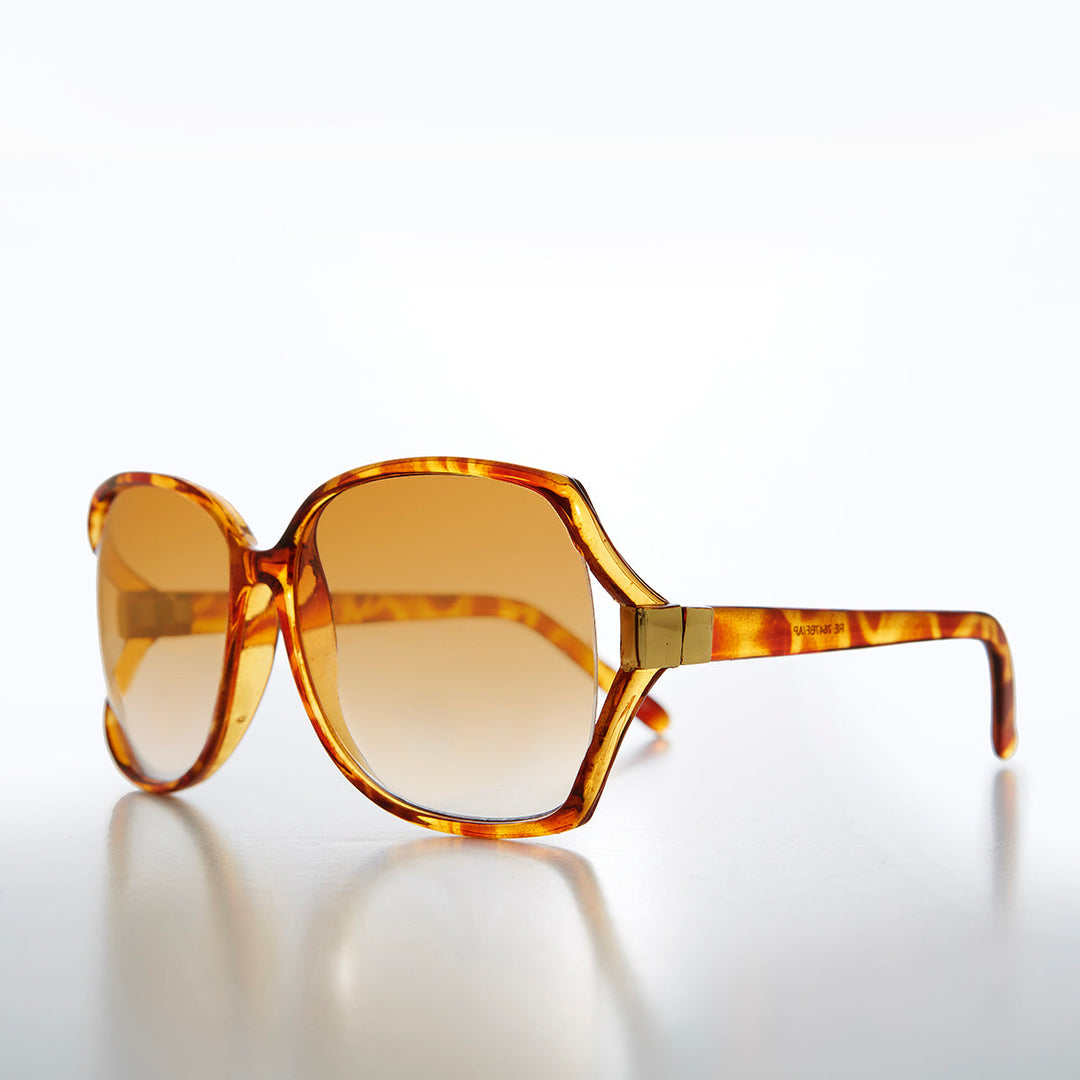 Oversized Women's Vintage Sunglasses - Jennie