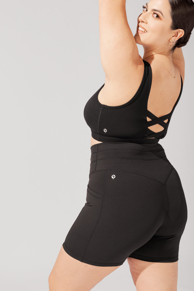 Cargo Booty Short - Black