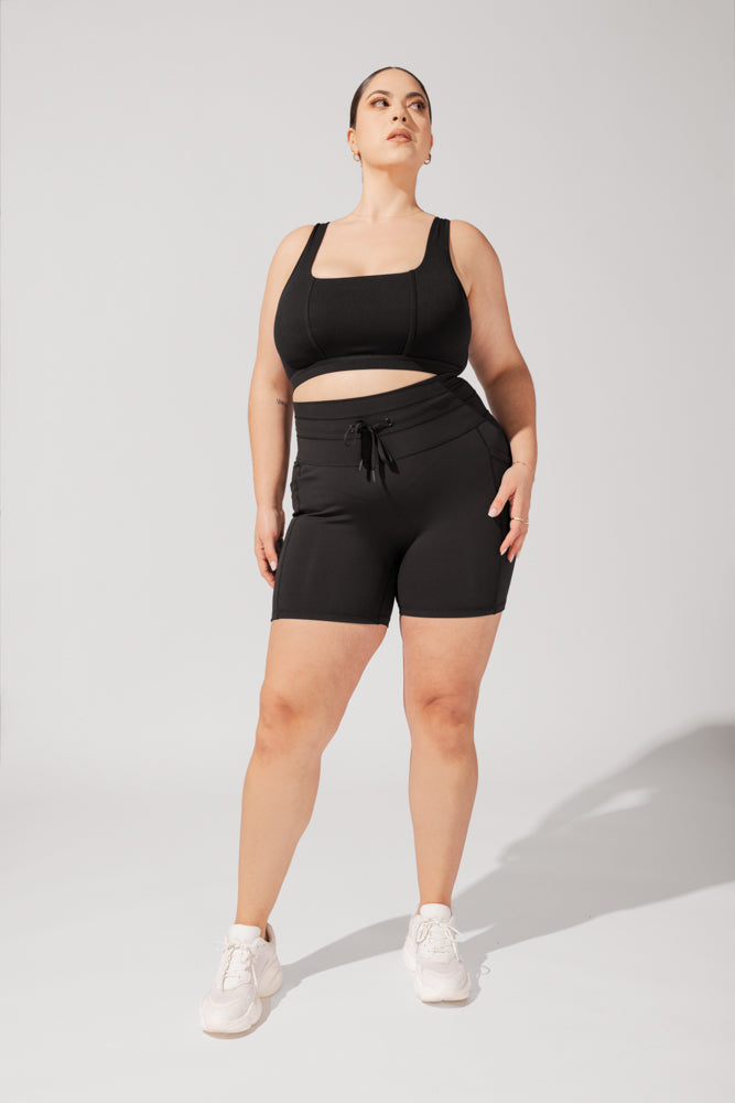 Cargo Booty Short - Black