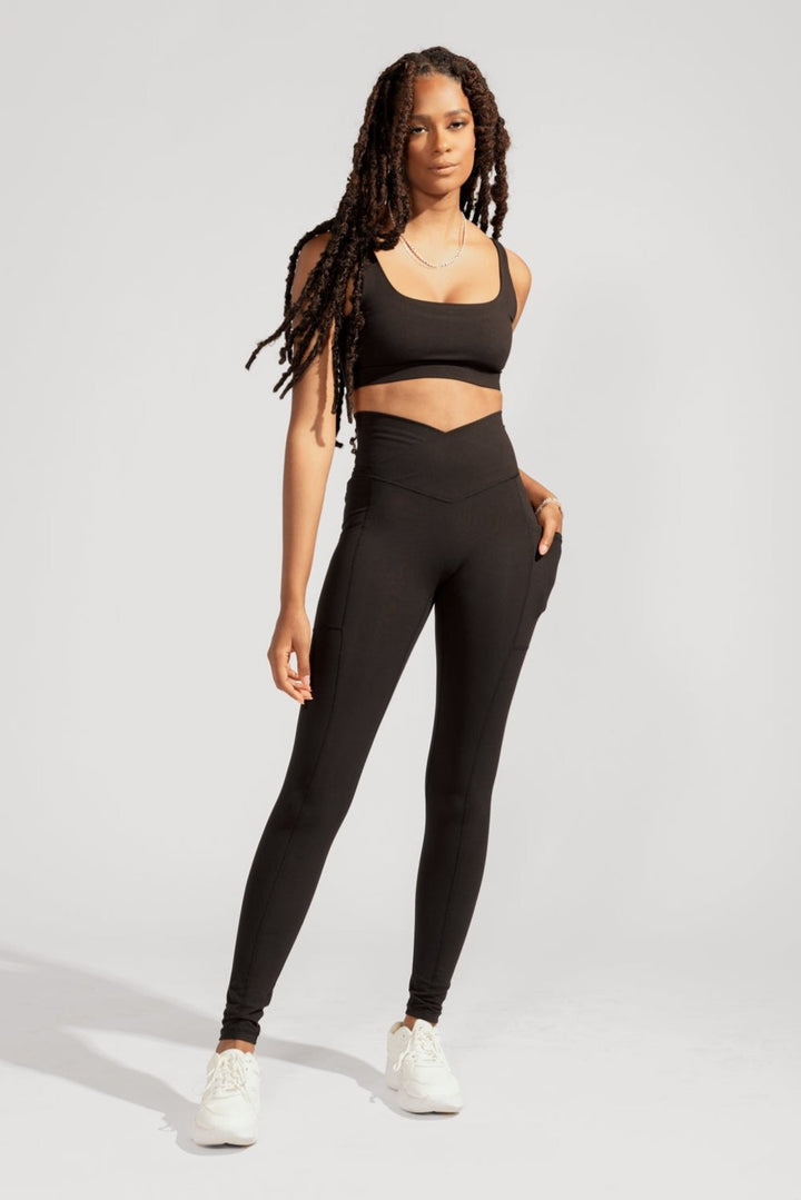 Crisscross Hourglass® Leggings with Pockets - Black