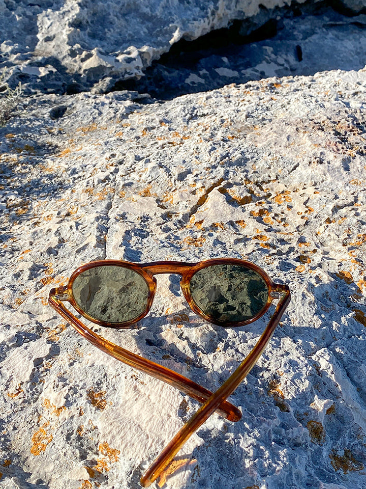 Round Retro Sunglass with Polarized Lens - Miami