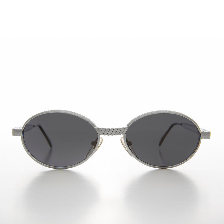 Oval 90s Vintage Sunglass with Metal Rope Design - Snuff