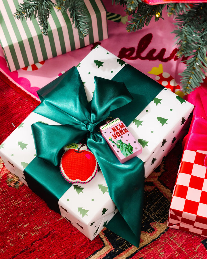 Needlepoint Icon Ornament - Apple