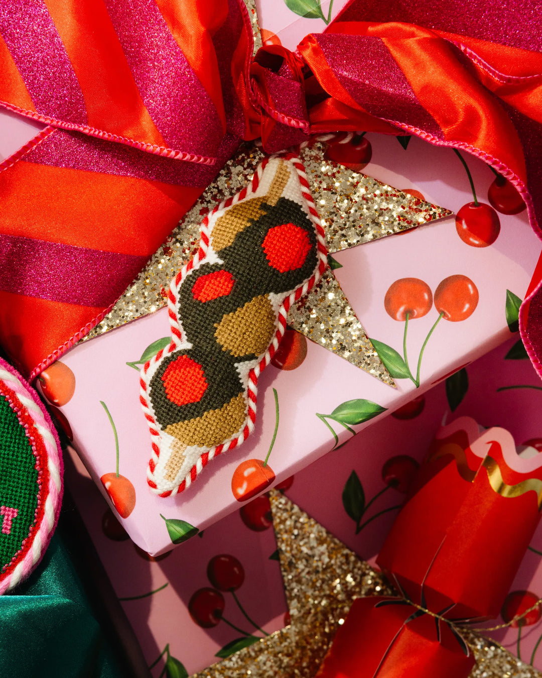 Needlepoint Icon Ornament - Olives