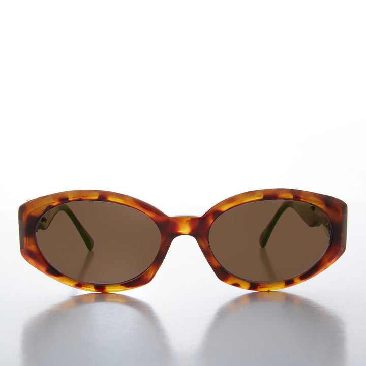 Oval Cat Eye With Gold Accents Vintage Sunglasses - Tana