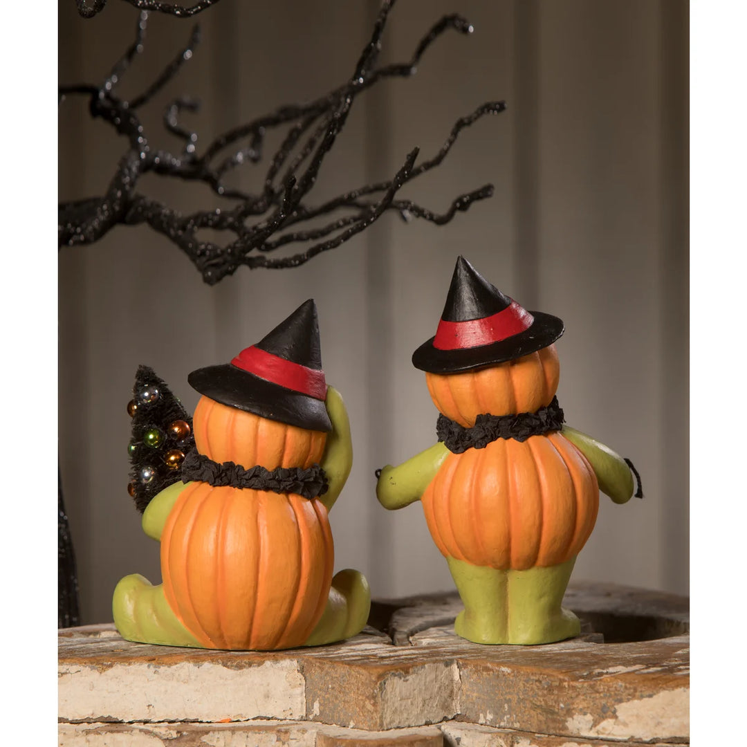 Seated Pumpkin Head Witch by Bethany Lowe Designs