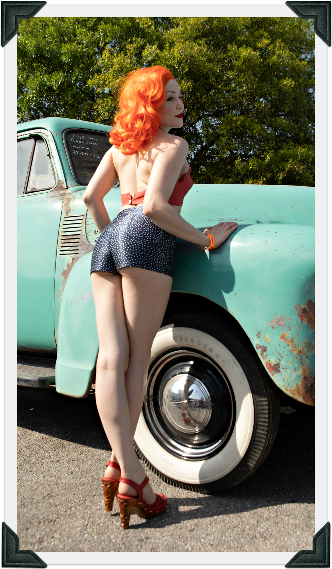 the Rockin' Tiki/with Ankle Strap- in Scarlette Leather