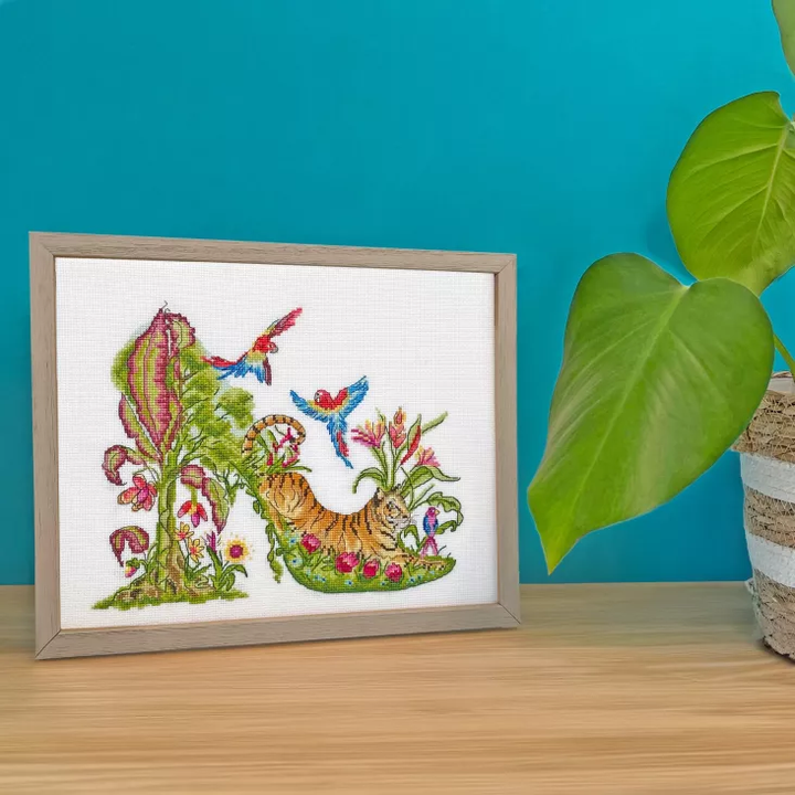 Walk On The Wild Side XSK26 Counted Cross Stitch Kit