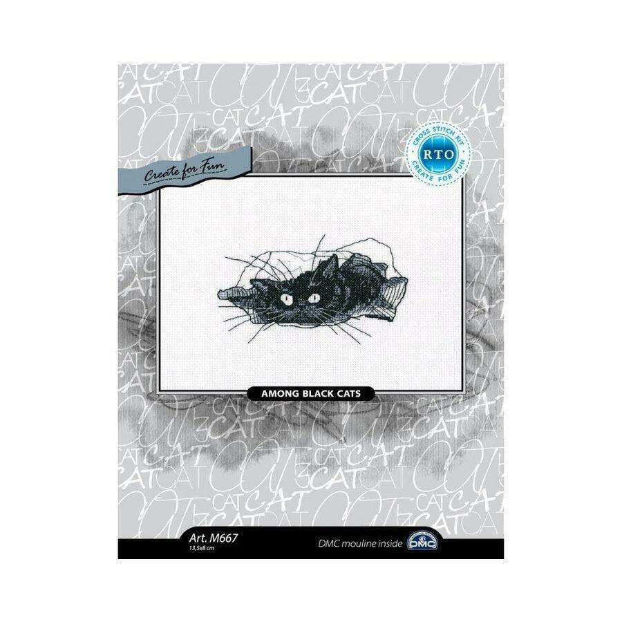Among black cats M667 Counted Cross Stitch Kit